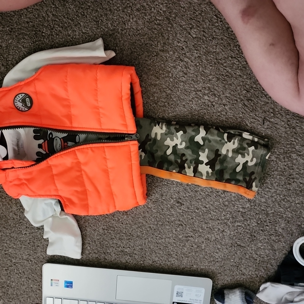 3 piece outfit size 3-6months